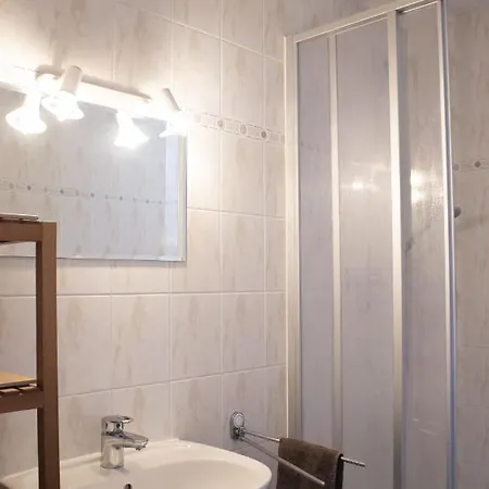 Brunkhorst In Krakvitz بوتبوس